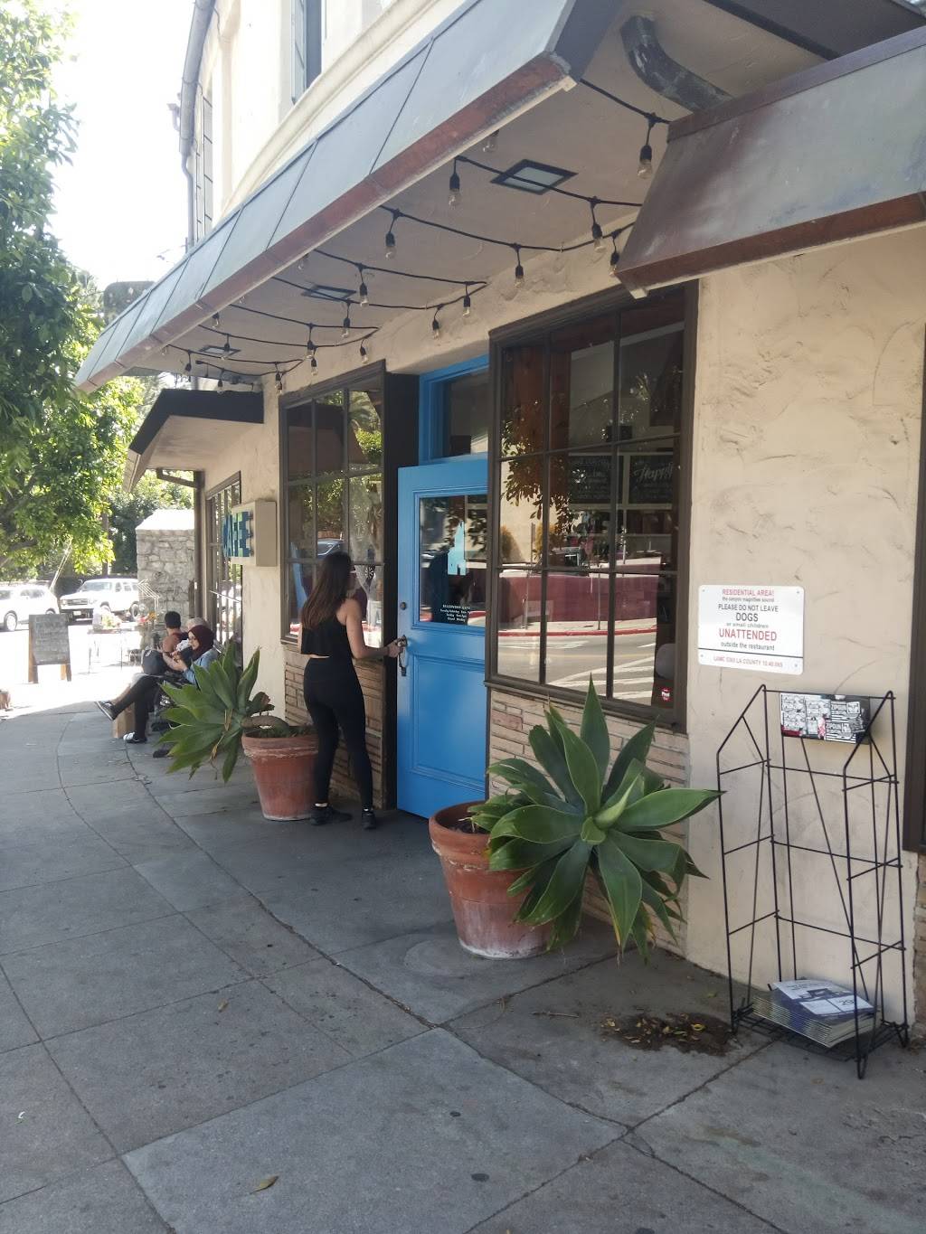 Beachwood Cafe | cafe | 2695 N Beachwood Dr, Los Angeles, CA 90068, USA | 3238711717 OR +1 323-871-1717