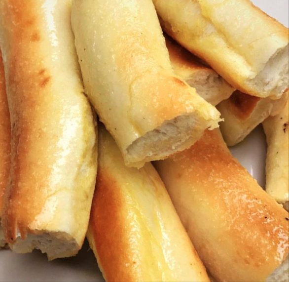 Alekos Restaurant and Catering | restaurant | 22311 Pontiac Trail, South Lyon, MI 48178, USA | 2484374877 OR +1 248-437-4877