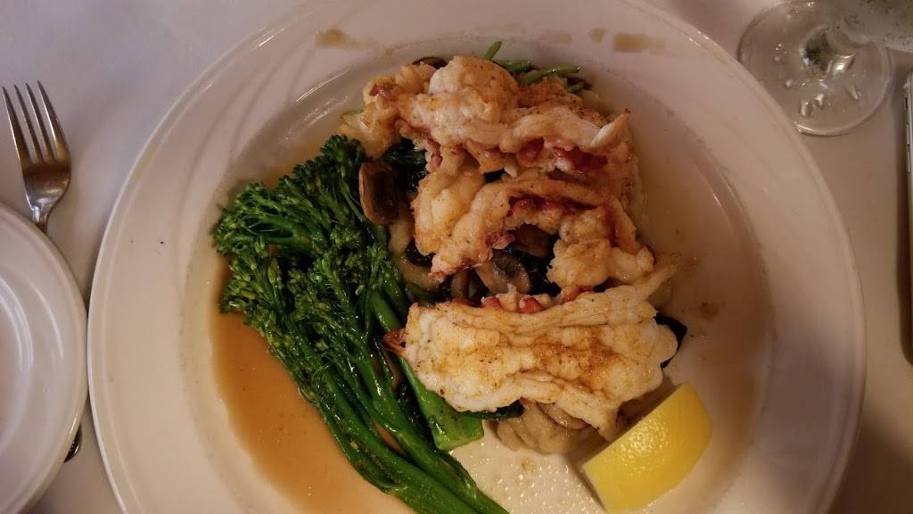 Nantuckets Restaurant | restaurant | 601 Coastal Hwy, Fenwick Island, DE 19944, USA | 3025392607 OR +1 302-539-2607