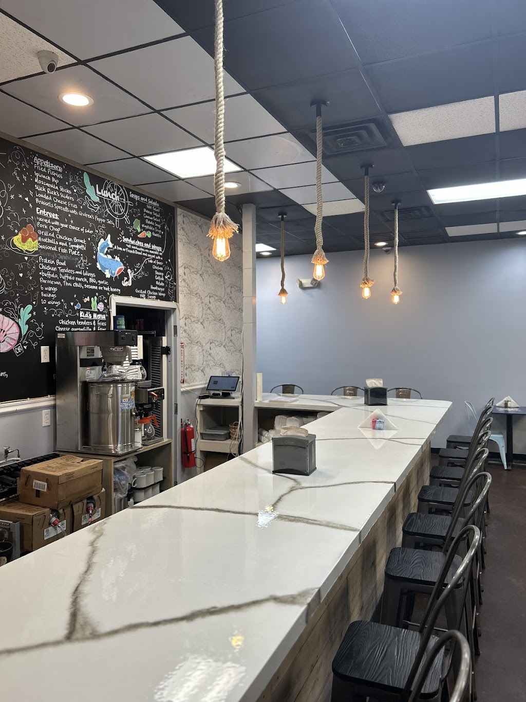 Bright Star Dive & Grill | restaurant | 3124 E Judge Perez Dr, Meraux, LA 70075, USA | 5043452780 OR +1 504-345-2780