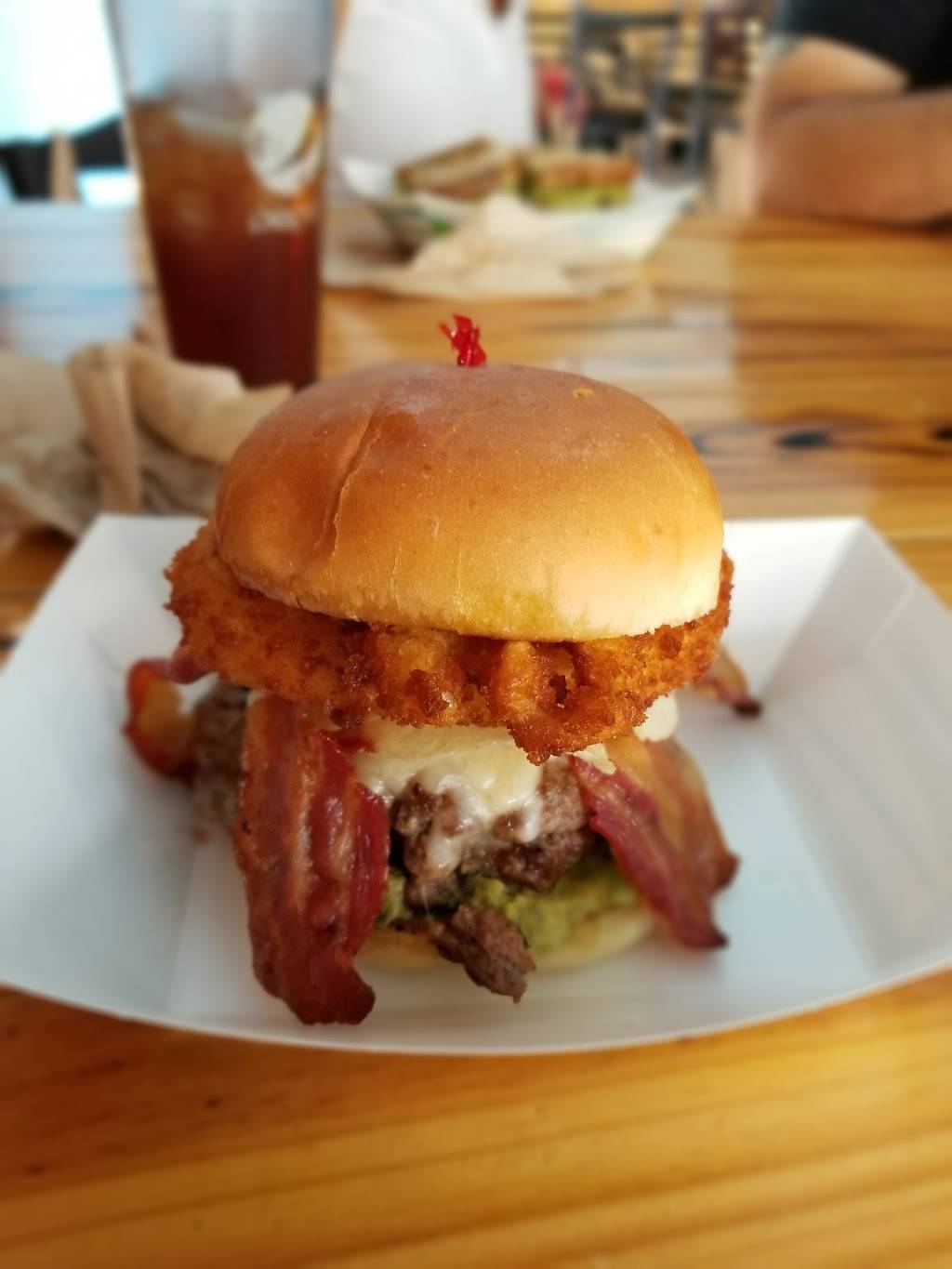 Jimmy Hulas Jacksonville | restaurant | 13170 Atlantic Blvd #63, Jacksonville, FL 32225, USA | 9042209001 OR +1 904-220-9001