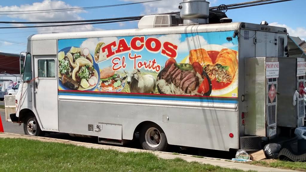 Tacos El Torito Food Truck | restaurant | 1751 Pinnacle Dr, McLean, VA 22102, USA | 5712381949 OR +1 571-238-1949