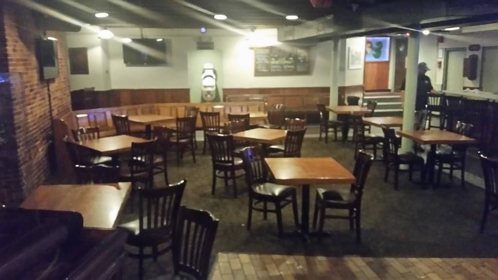 Old Port Tavern | restaurant | 11 Moulton St, Portland, ME 04101, USA | 2077740444 OR +1 207-774-0444
