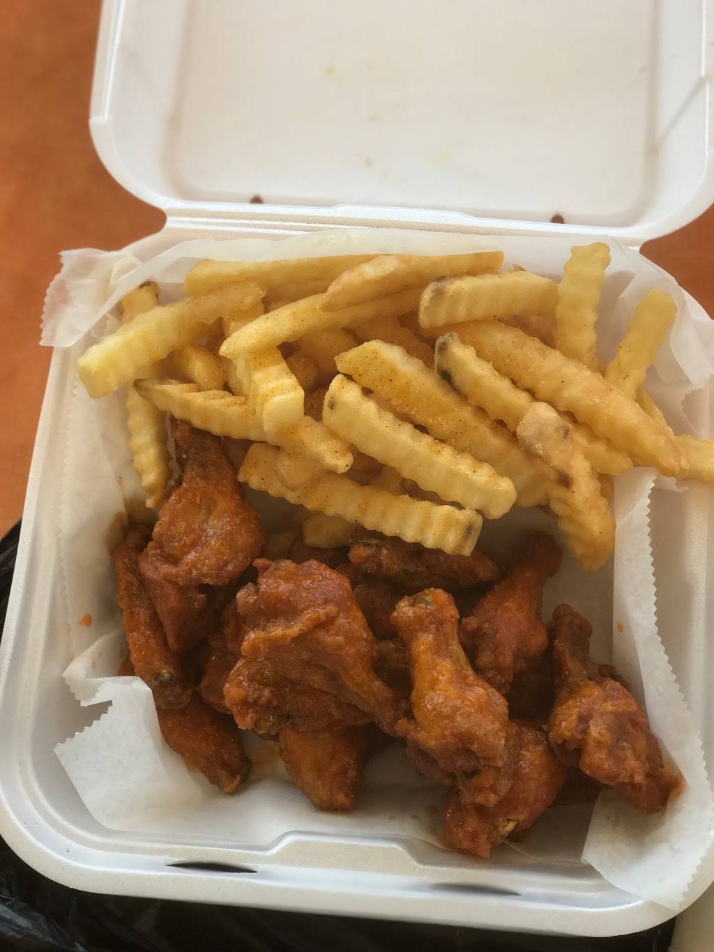 A Town Wings | restaurant | 2480 Flat Shoals Rd, Atlanta, GA 30349, USA | 7709918777 OR +1 770-991-8777