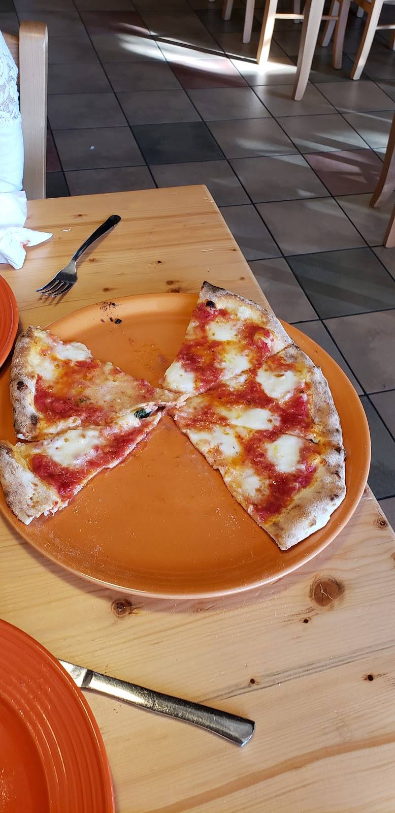 Naples street food Oceanside | restaurant | 2905 Long Beach Rd, Oceanside, NY 11572, USA | 5164421692 OR +1 516-442-1692