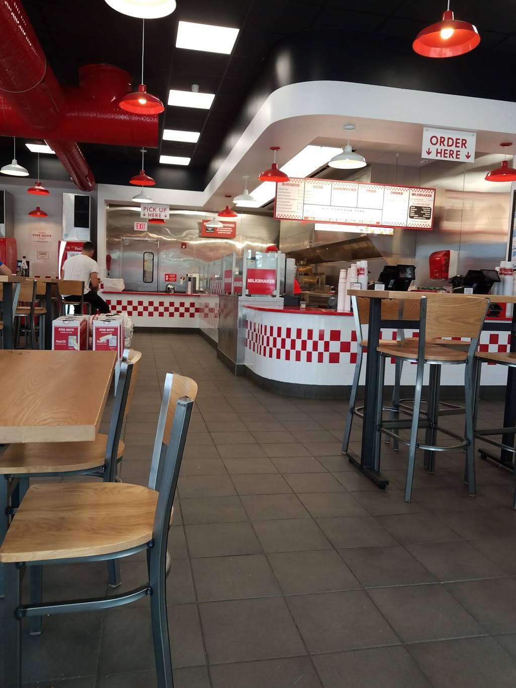 Five Guys | meal takeaway | 15171 Pearl Rd, Strongsville, OH 44136, USA | 4402689968 OR +1 440-268-9968
