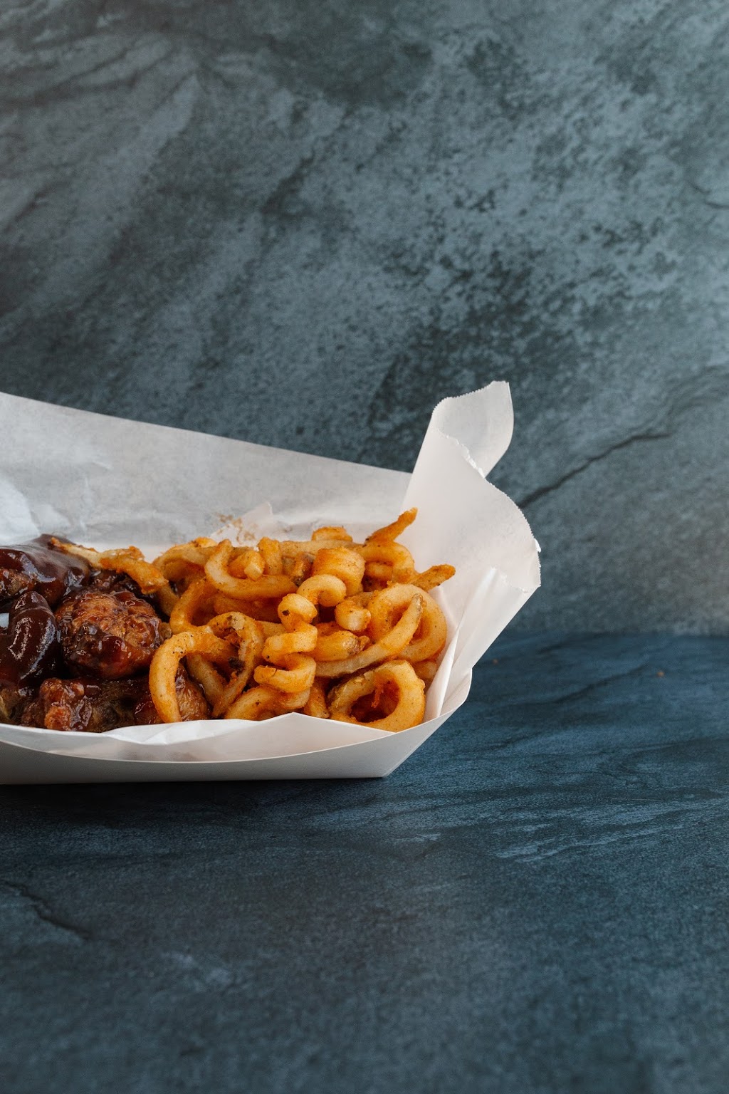 No Fly Zone — N Central Expy, Dallas | restaurant | 11411 N Central Expy, Dallas, TX 75243, USA | 4692574691 OR +1 469-257-4691