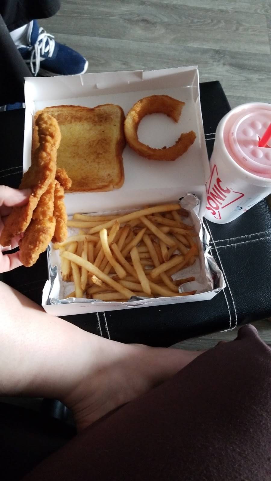 Sonic Drive-In | restaurant | 618 W Southern Ave, Mesa, AZ 85210, USA | 4806495651 OR +1 480-649-5651