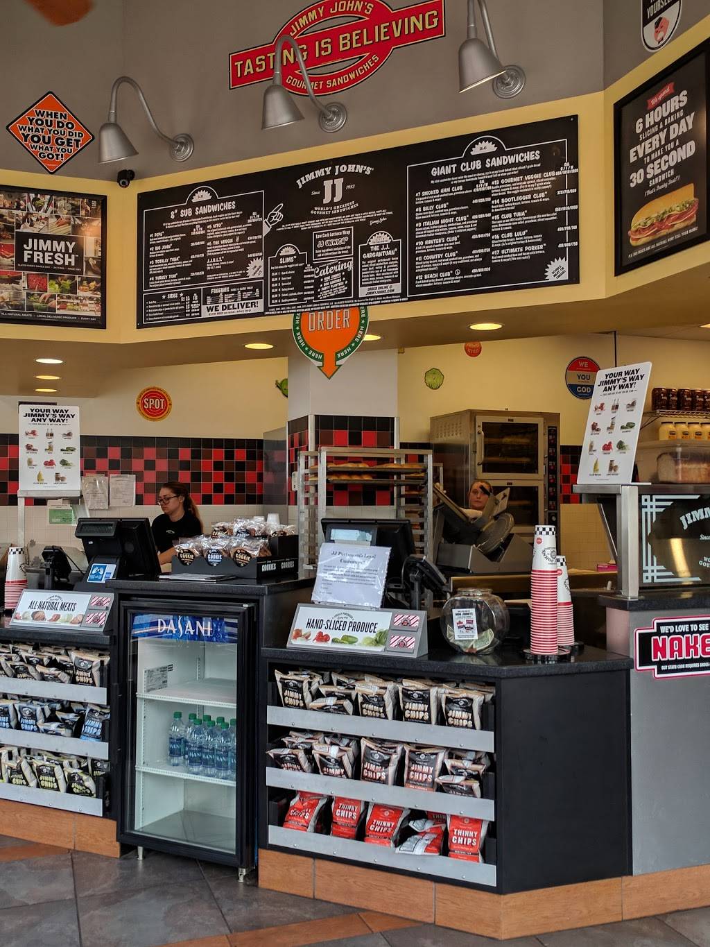 Jimmy Johns | meal delivery | 341 High St, Portsmouth, VA 23704, USA | 7576733400 OR +1 757-673-3400