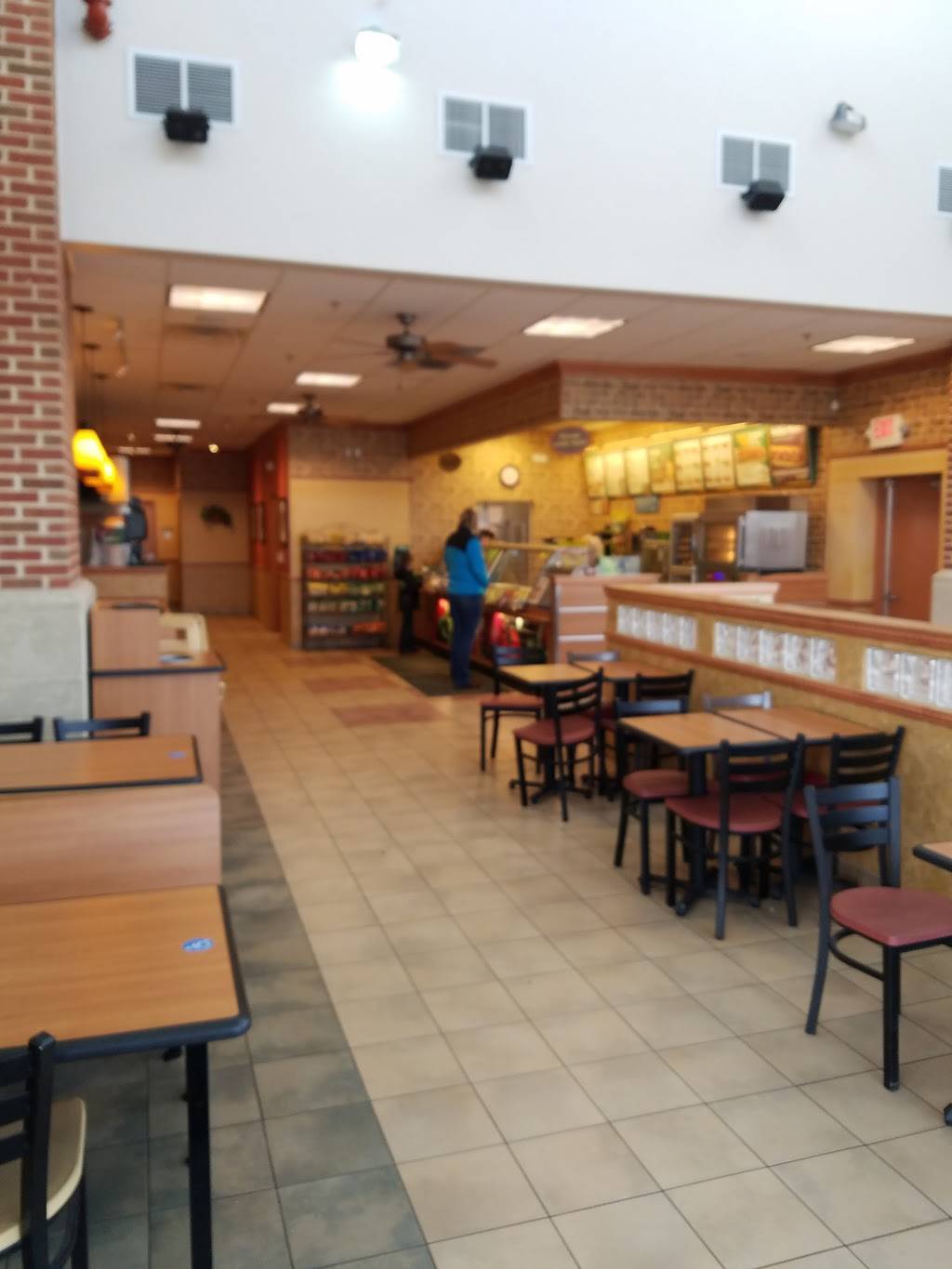 Subway | restaurant | 1102 Plankview Green Blvd, Sheboygan Falls, WI 53085, USA | 9204673905 OR +1 920-467-3905