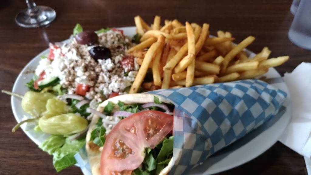 The Greek Grill | restaurant | 1930 Tecumseh Rd W, Windsor, ON N9B 3S5, Canada | 5192563388 OR +1 519-256-3388