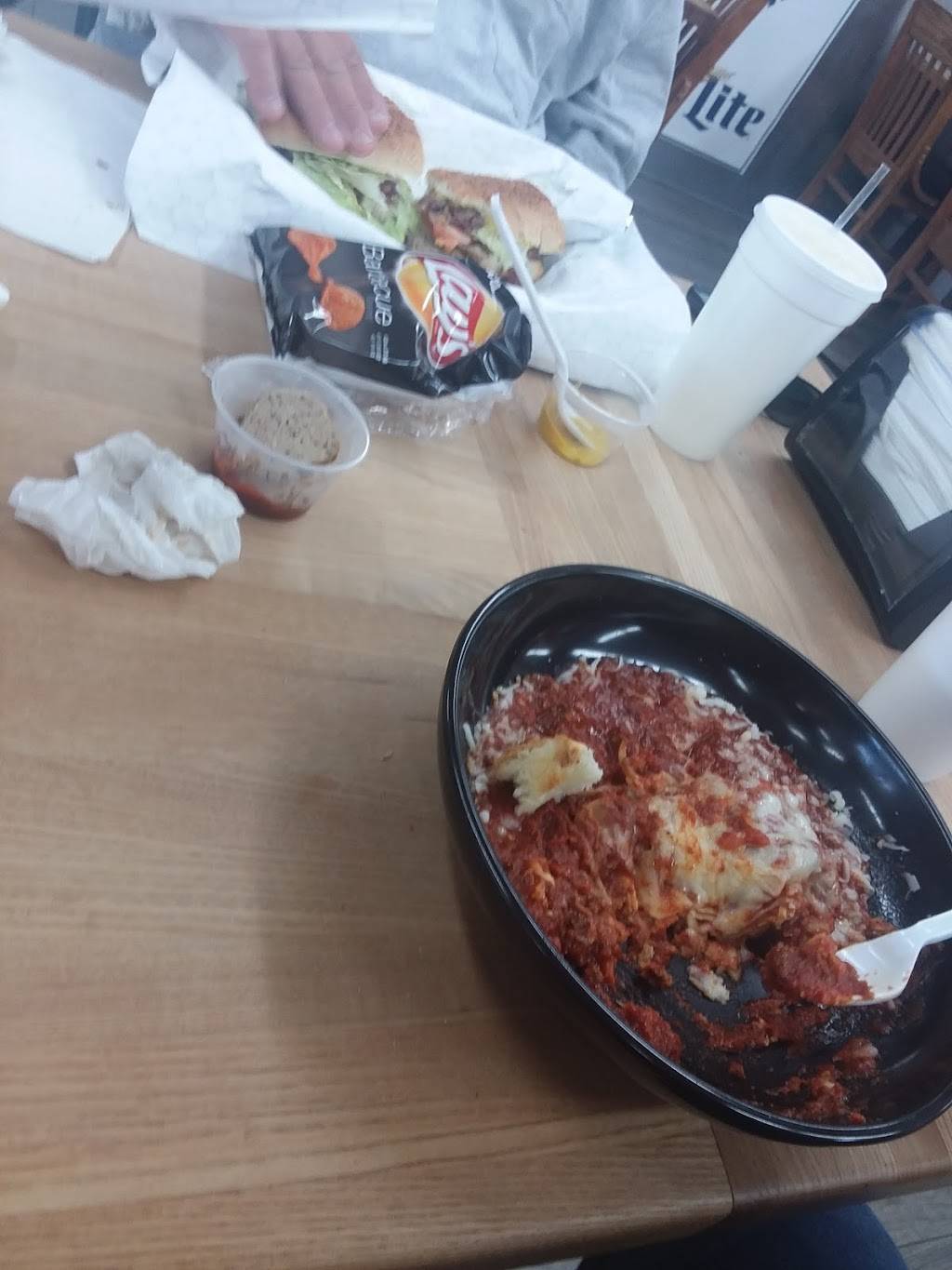 The Cave | restaurant | 2800 US-421, Bristol, TN 37620, USA | 4235732283 OR +1 423-573-2283