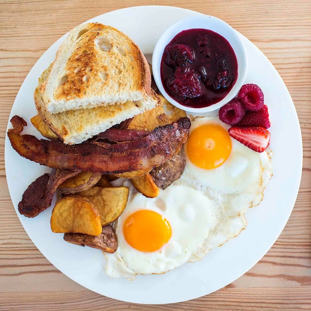 Garden Restaurant & Catering | restaurant | 4141 Yonge St, North York, ON M2P 2A8, Canada | 4162294141 OR +1 416-229-4141