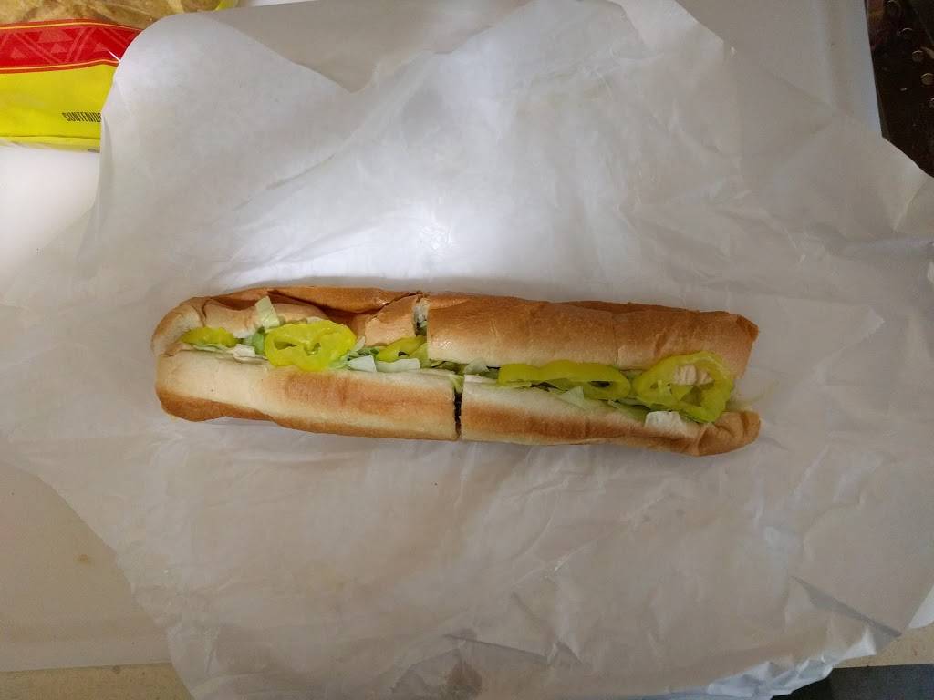 Mamas Cheesesteak | restaurant | 629 N Westmoreland Dr, Orlando, FL 32805, USA | 4078436167 OR +1 407-843-6167