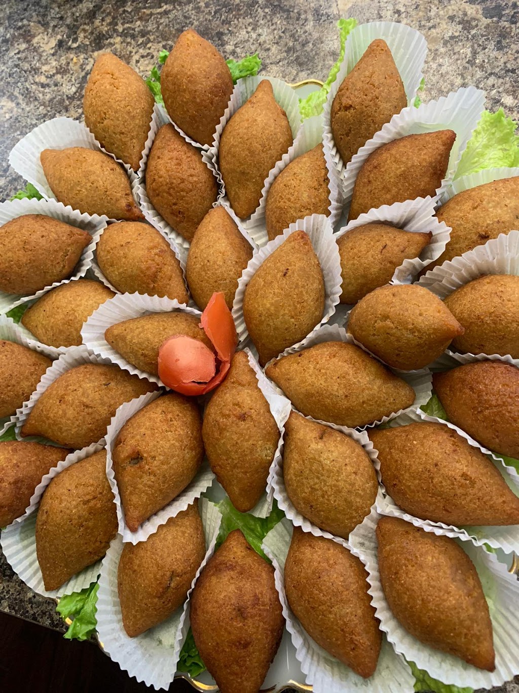 Brothers Fish & Chicken | restaurant | 8375 Colerain Ave, Groesbeck, OH 45239, USA | 5135385006 OR +1 513-538-5006