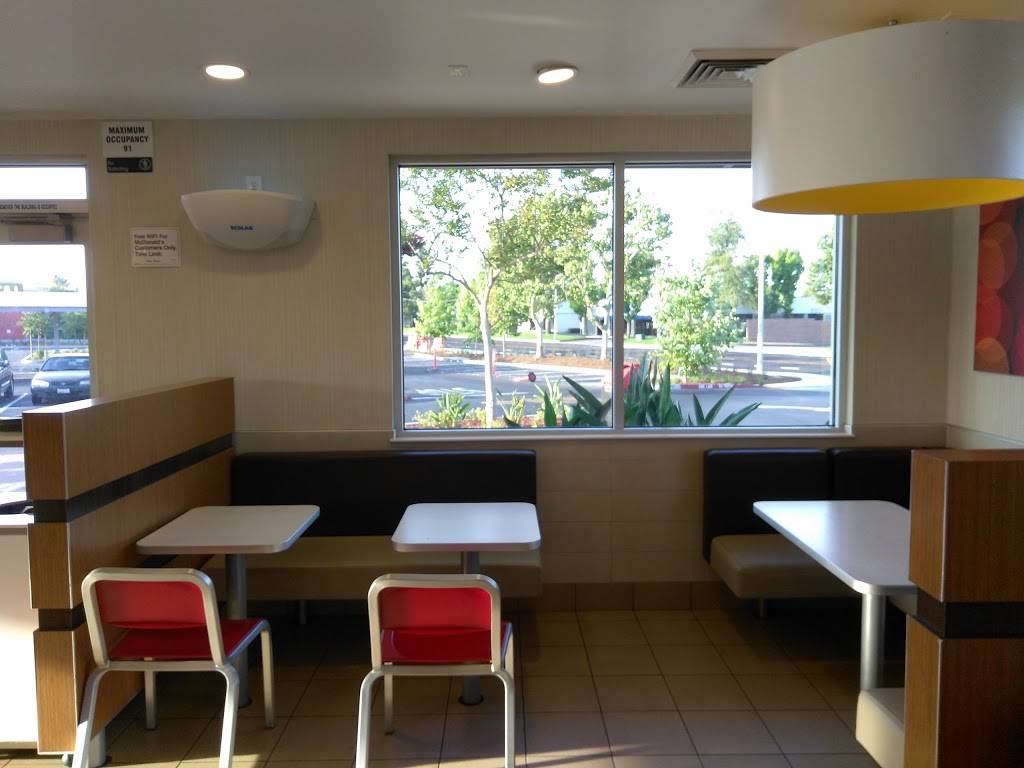 McDonalds | cafe | 3770 Grand Ave, Chino, CA 91710, USA | 9095900557 OR +1 909-590-0557