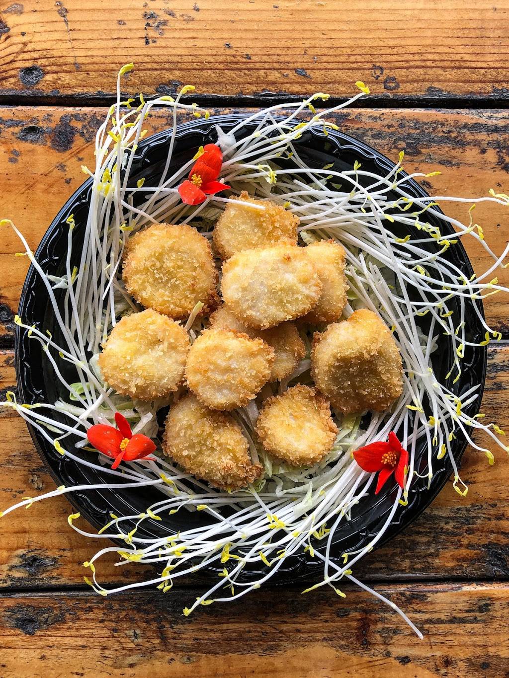 Street Food | restaurant | 58 S Erie Ave, Montauk, NY 11954, USA | 6312385555 OR +1 631-238-5555