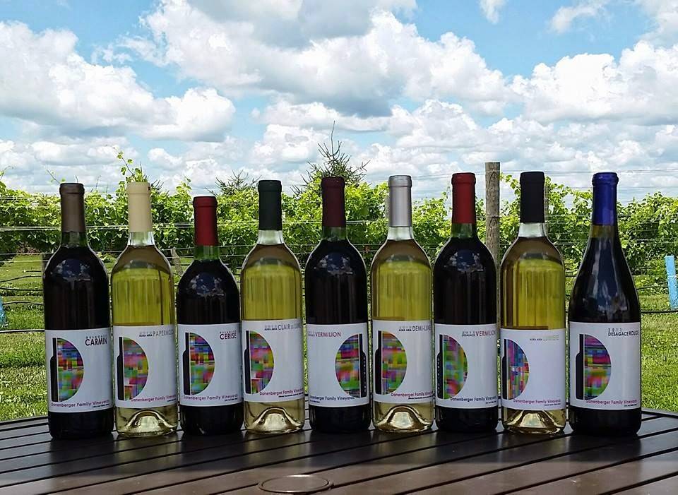 Danenberger Family Vineyards | restaurant | 12341 Irish Rd, New Berlin, IL 62670, USA | 2174886321 OR +1 217-488-6321