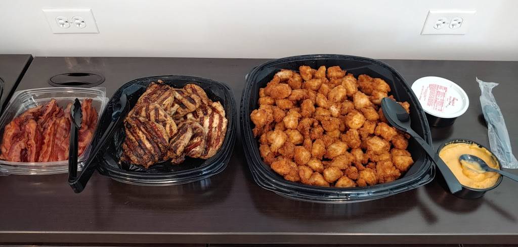 Chick-fil-A | restaurant | 2710 S Colorado Blvd, Denver, CO 80222, USA | 3037574320 OR +1 303-757-4320