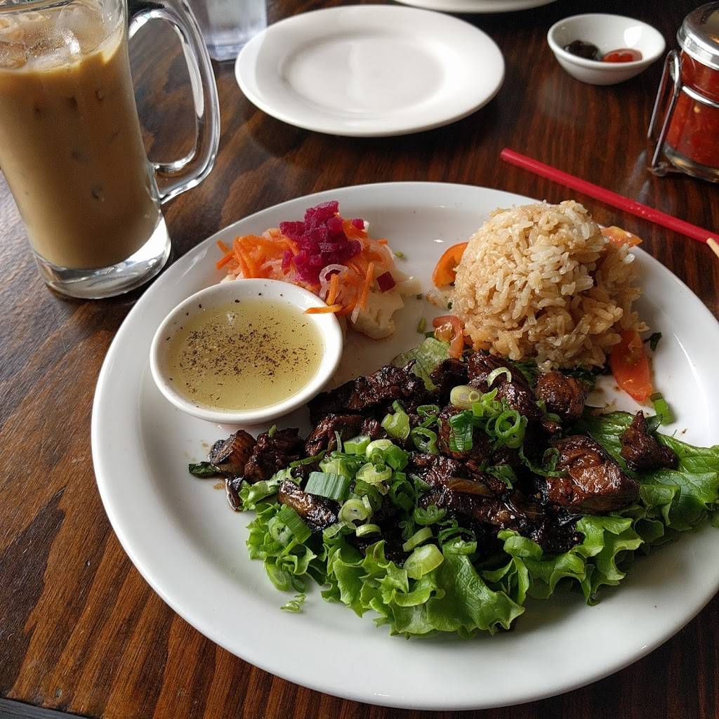 Feu Pho Kitchen | restaurant | 11310 Ventura Blvd, Studio City, CA 91604, USA | 8184232240 OR +1 818-423-2240