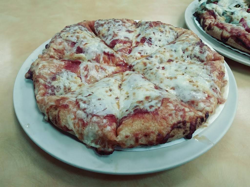 Reys Pizza | restaurant | 13732 SW 152nd St, Miami, FL 33177, USA | 3052325550 OR +1 305-232-5550