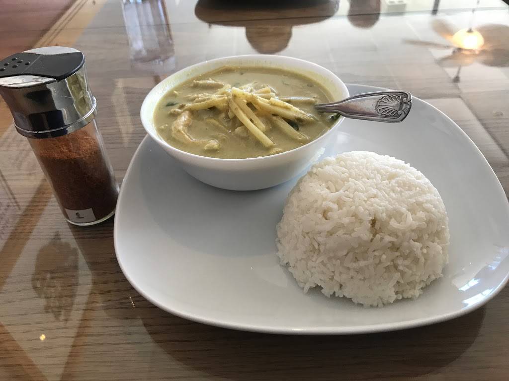 Rich & Richer Authentic Thai Cuisine | restaurant | 2448 Stearns St, Simi Valley, CA 93063, USA | 8055815344 OR +1 805-581-5344