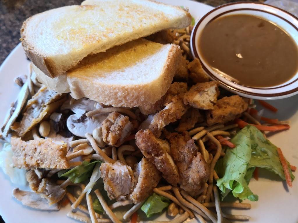 Perkos | restaurant | 1025 W Henderson Ave, Porterville, CA 93257, USA | 5597812011 OR +1 559-781-2011