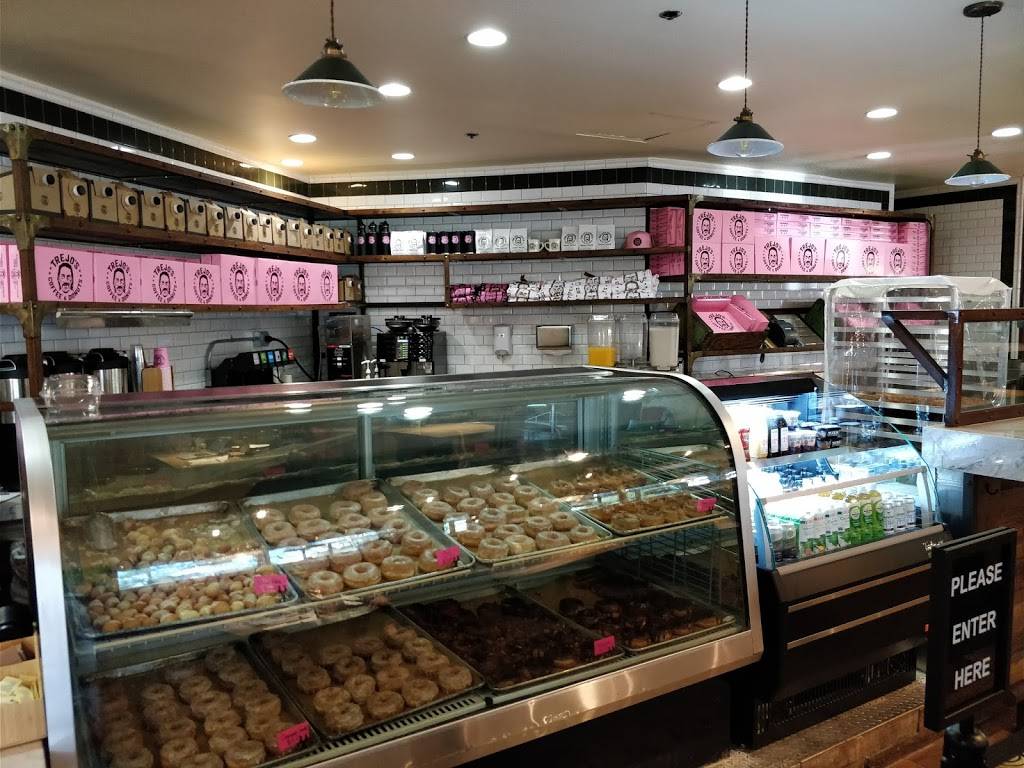 Trejos Cantina Woodland Hills | restaurant | 21550 W Oxnard St, Woodland Hills, CA 91367, USA | 8188053165 OR +1 818-805-3165