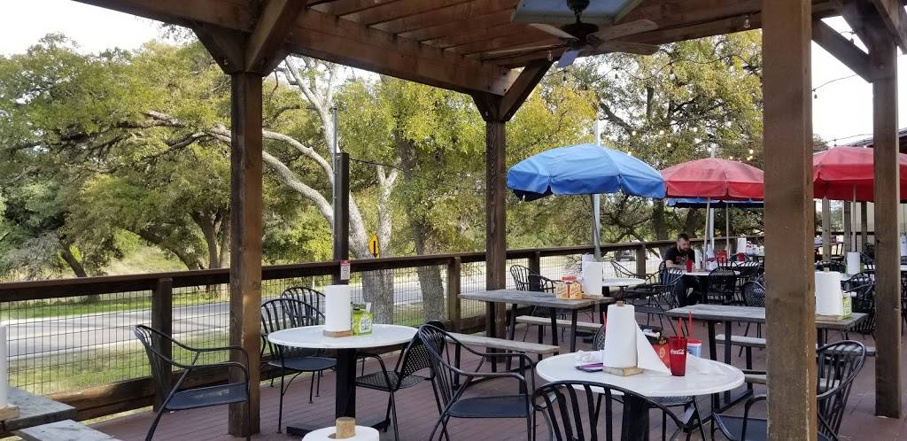 Willies Grill & Icehouse | restaurant | 24200 W, I-10, San Antonio, TX 78257, USA | 2106985337 OR +1 210-698-5337