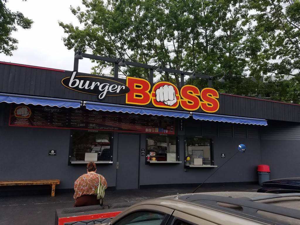 Boss Drive-In | restaurant | 9061 Delridge Way SW, Seattle, WA 98106, USA | 2067631053 OR +1 206-763-1053