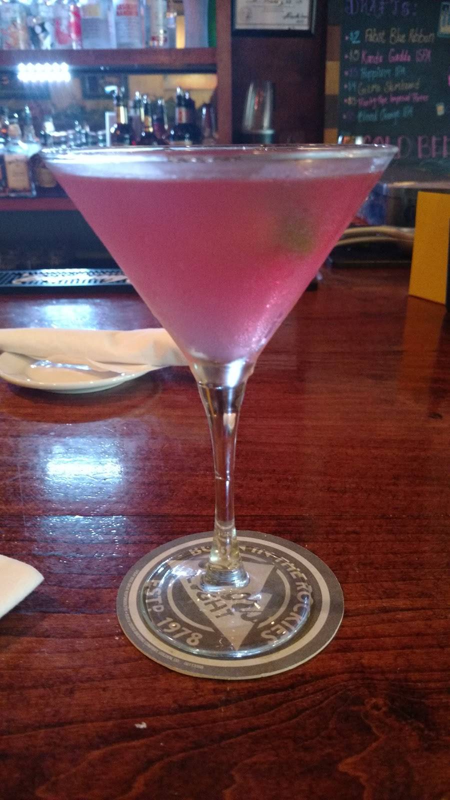 Daniels | restaurant | 2801 Ward Blvd, Wilson, NC 27893, USA | 2522811349 OR +1 252-281-1349