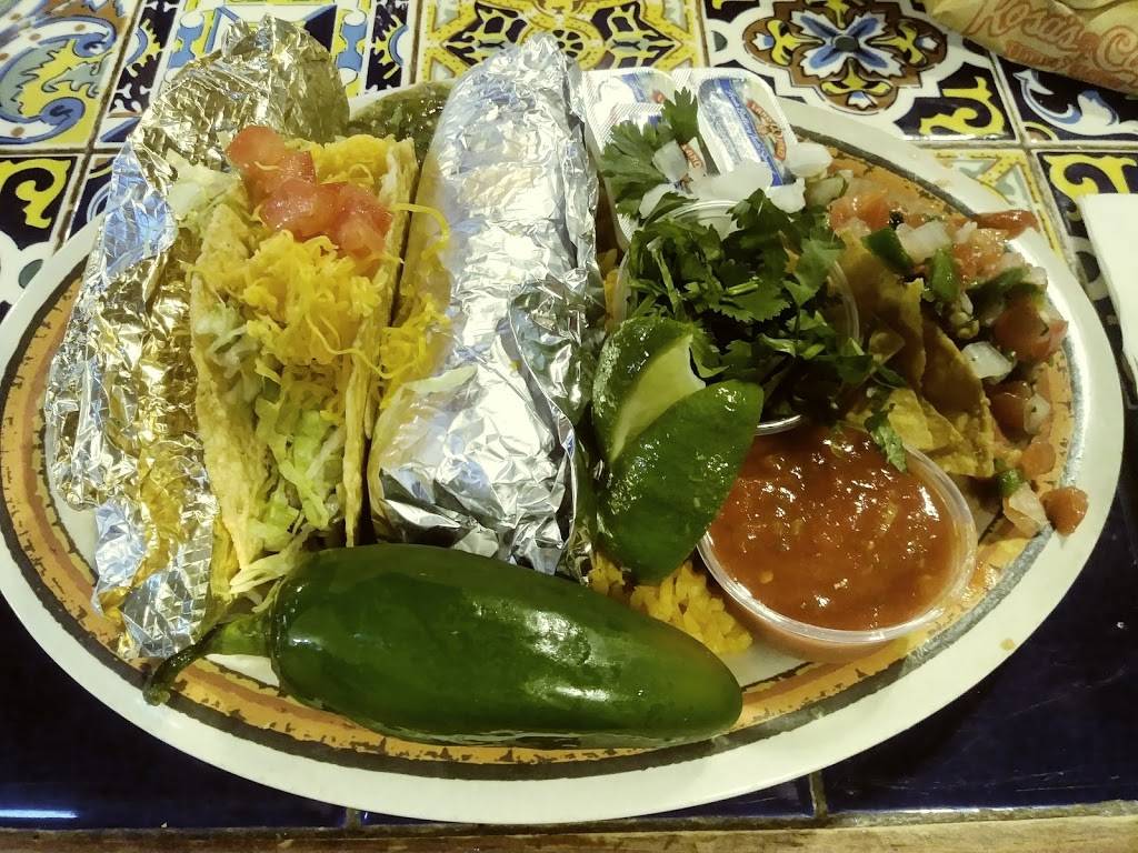 Rosas Café & Tortilla Factory | restaurant | 1275 S Loop 288, Denton, TX 76205, USA | 9403835700 OR +1 940-383-5700