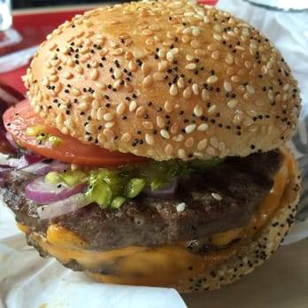 Hero Certified Burgers | restaurant | 15340 Bayview Ave b6, Aurora, ON L4G 7J1, Canada | 9057273218 OR +1 905-727-3218