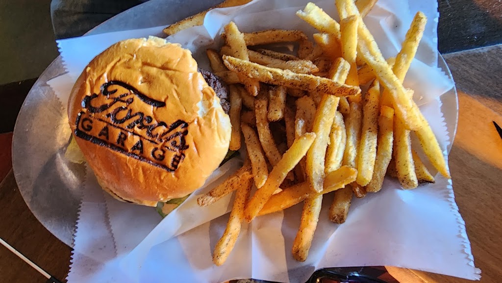 Fords Garage Florence | restaurant | 4911 Houston Rd, Florence, KY 41042, USA | 8595353673 OR +1 859-535-3673