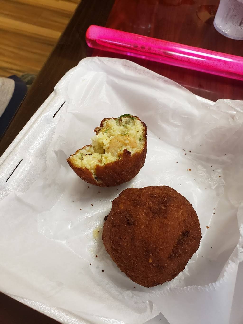 Sumn2Eat | restaurant | 11909 Tidwell Rd, Houston, TX 77044, USA | 8328100010 OR +1 832-810-0010