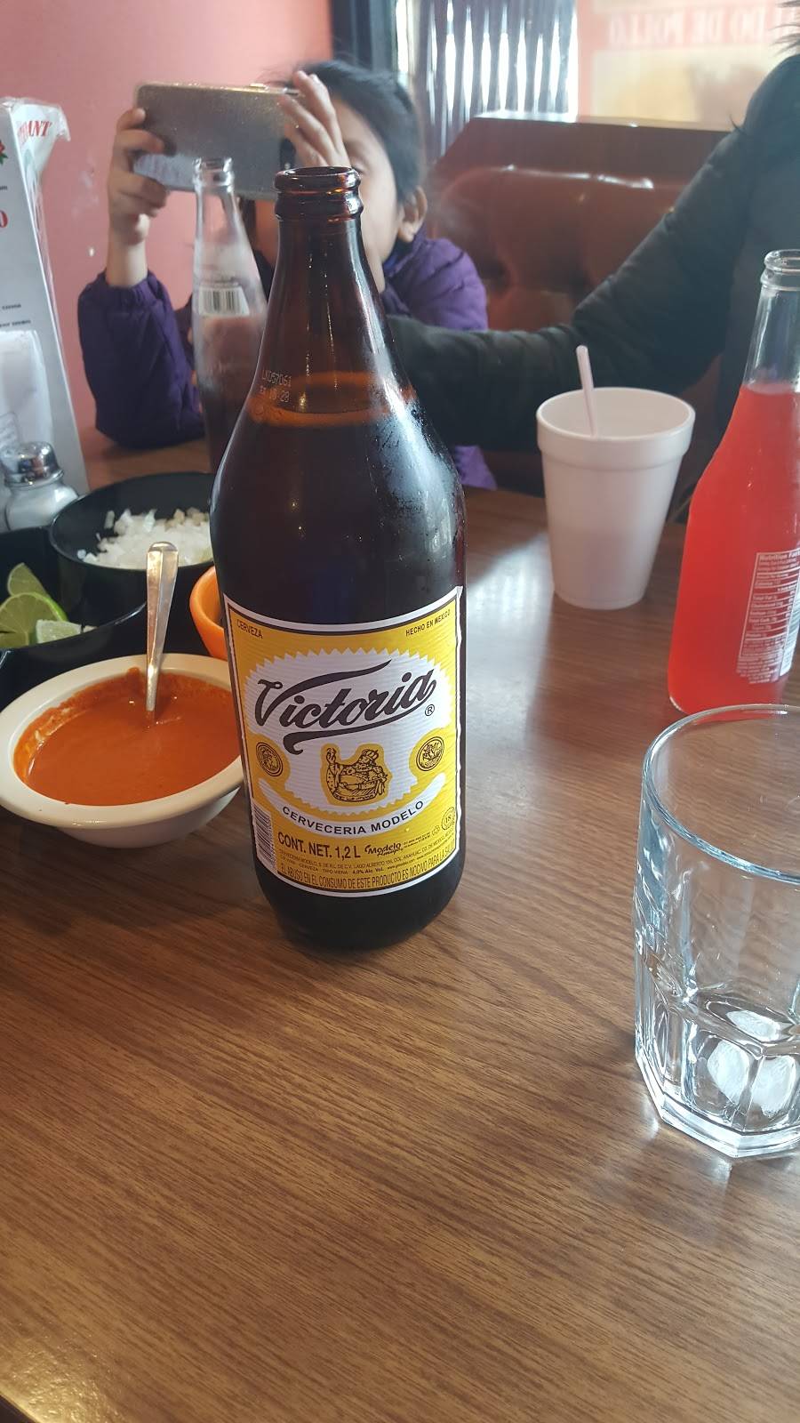 El Rinconcito De Morelos | restaurant | 3910 W North Ave, Chicago, IL 60647, USA | 7739729875 OR +1 773-972-9875