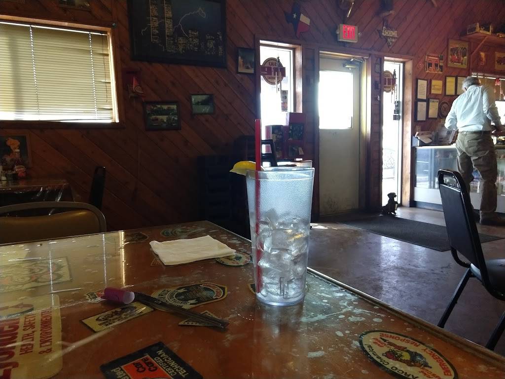 Backdraft Bar-Be-Que Inc | restaurant | 411 S Main St, Highlands, TX 77562, USA | 2814262388 OR +1 281-426-2388