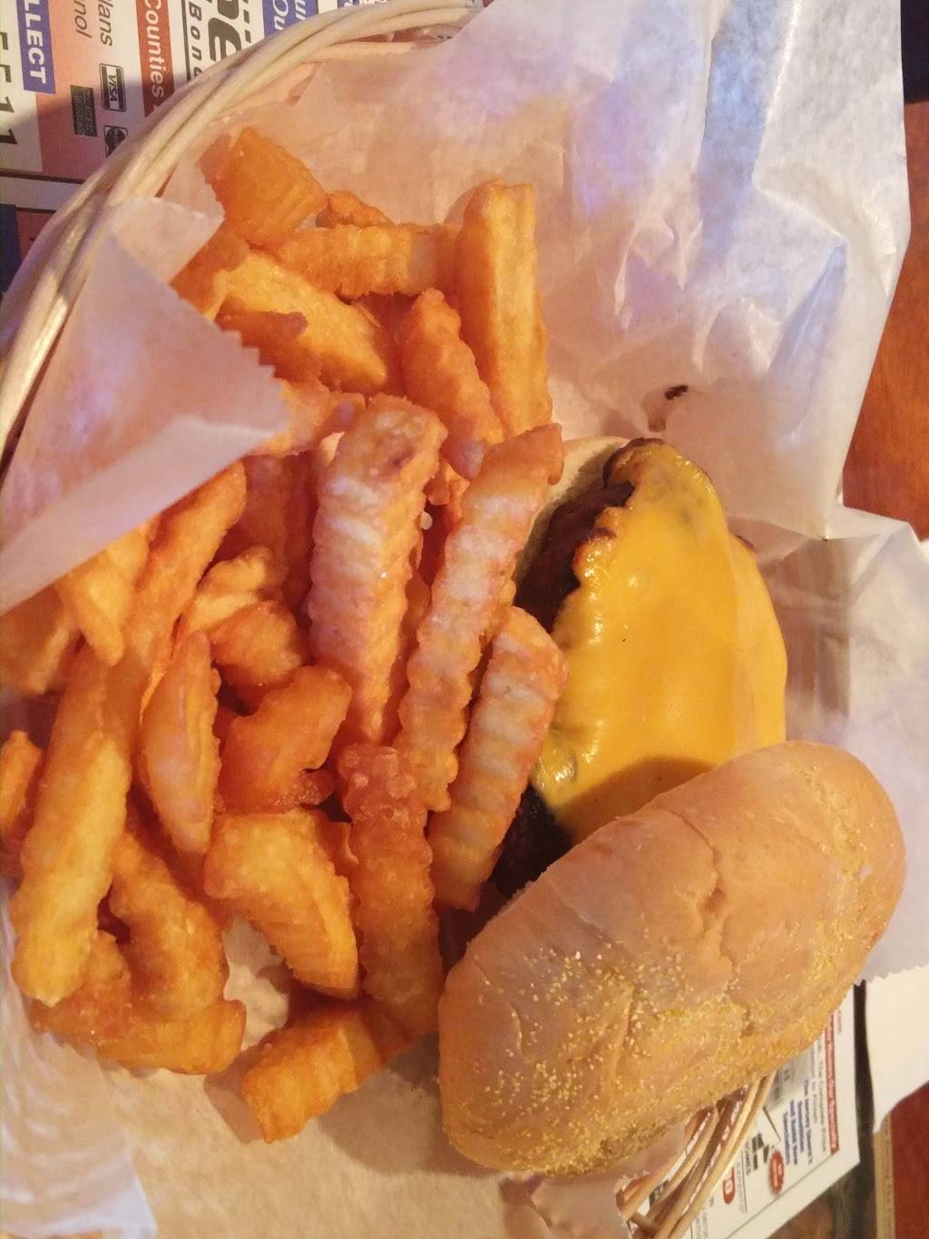 The Broadway Bar & Grill | restaurant | 106 Randall Ave, Point Pleasant Beach, NJ 08742, USA | 7328993272 OR +1 732-899-3272