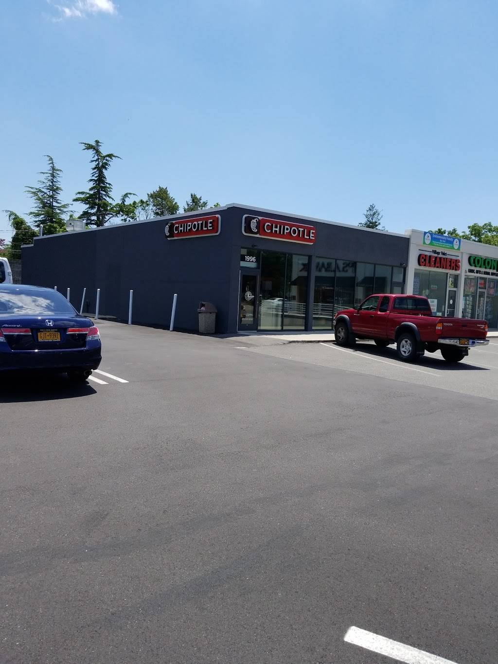 Chipotle Mexican Grill | restaurant | 1996 Merrick Rd, Merrick, NY 11566, USA | 5168684070 OR +1 516-868-4070