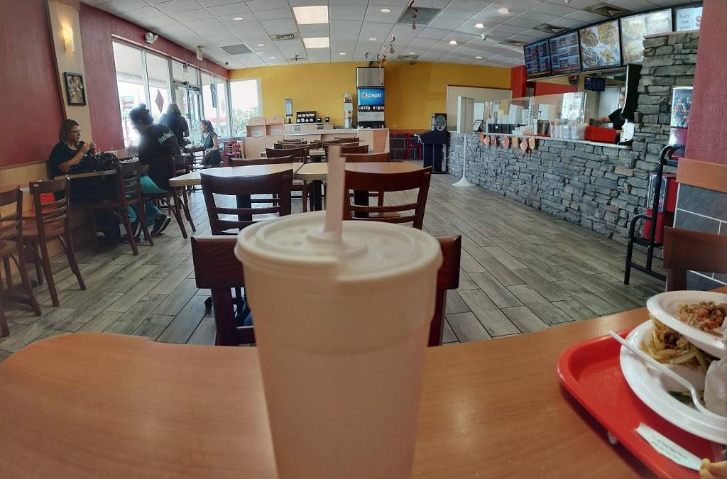 Imperial Garden | restaurant | 1400 E 30th Ave #1224, Hutchinson, KS 67502, USA | 6206636888 OR +1 620-663-6888