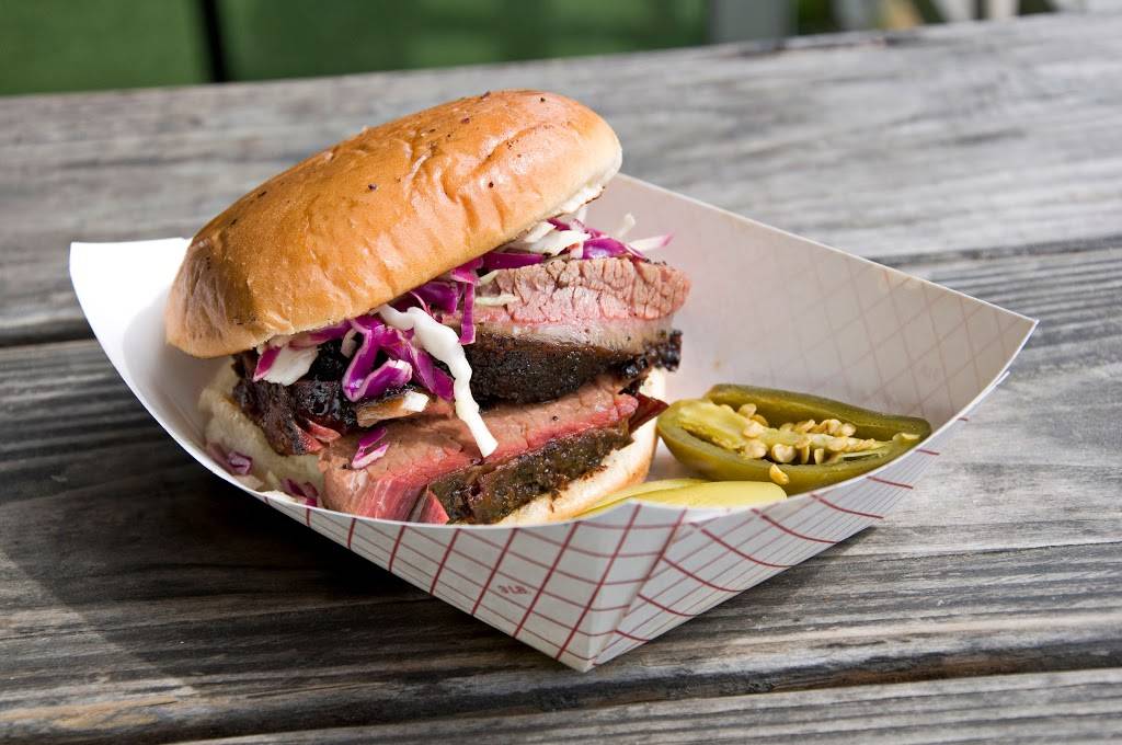 Valentinas Tex Mex BBQ | restaurant | 11500 Manchaca Rd, Austin, TX 78745, USA | 5122214248 OR +1 512-221-4248