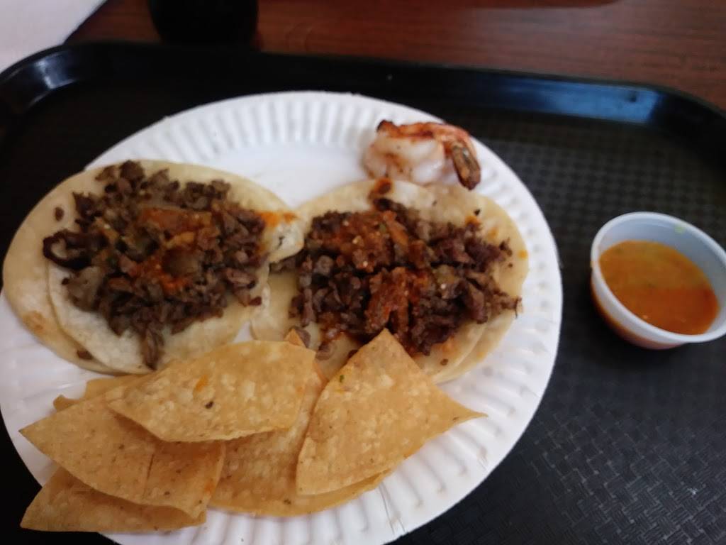 El Caporal | restaurant | 8041 Vineland Ave, Sun Valley, CA 91352, USA | 8187687490 OR +1 818-768-7490