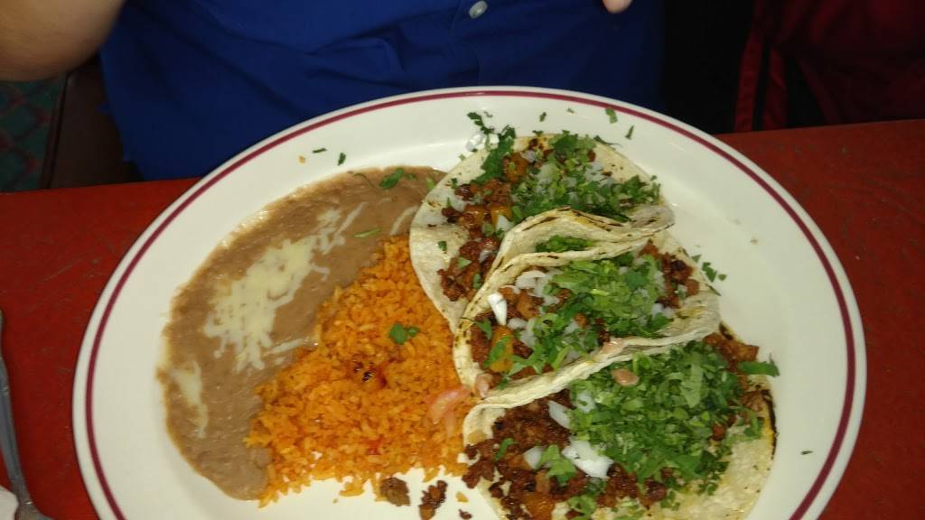 Fiesta Tapatia | restaurant | 119 W McKinley Ave, Mishawaka, IN 46545, USA | 5742584202 OR +1 574-258-4202