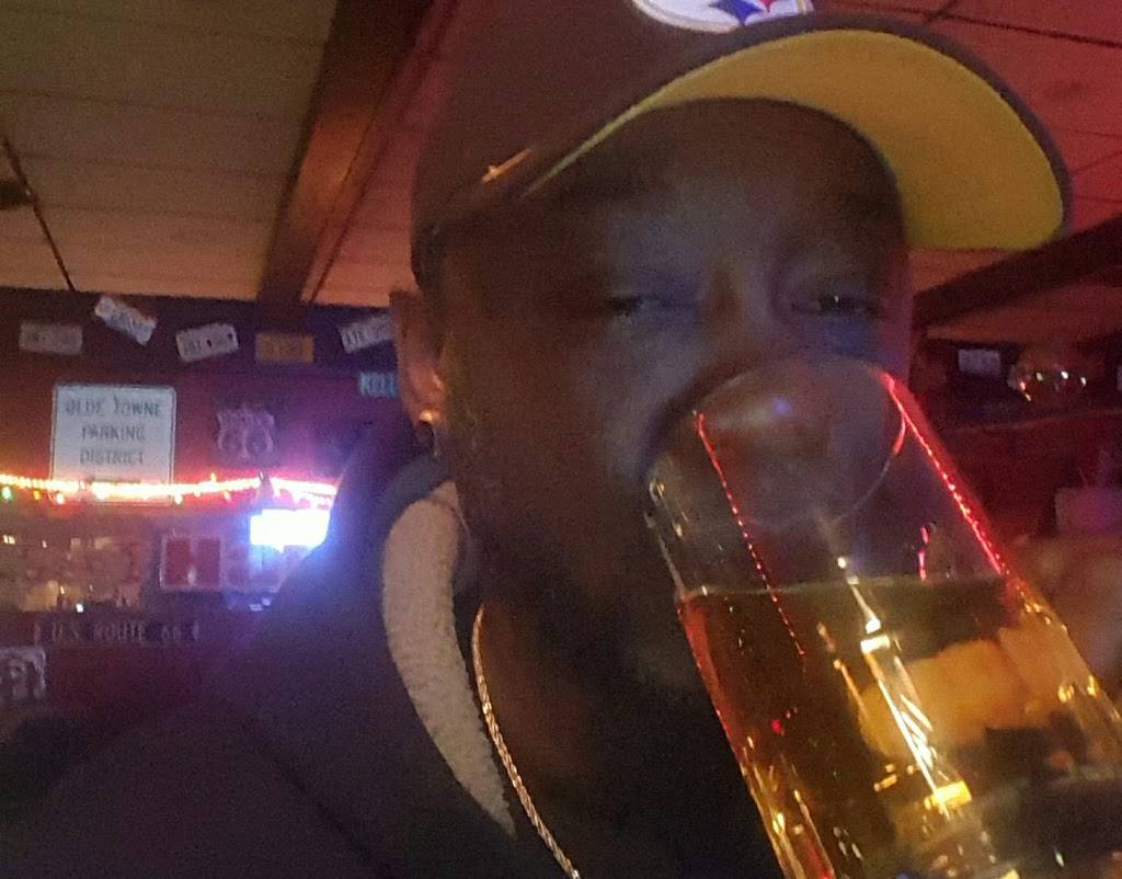 Hanks Pub | restaurant | 2138 S Military Hwy, Chesapeake, VA 23320, USA | 7573903155 OR +1 757-390-3155