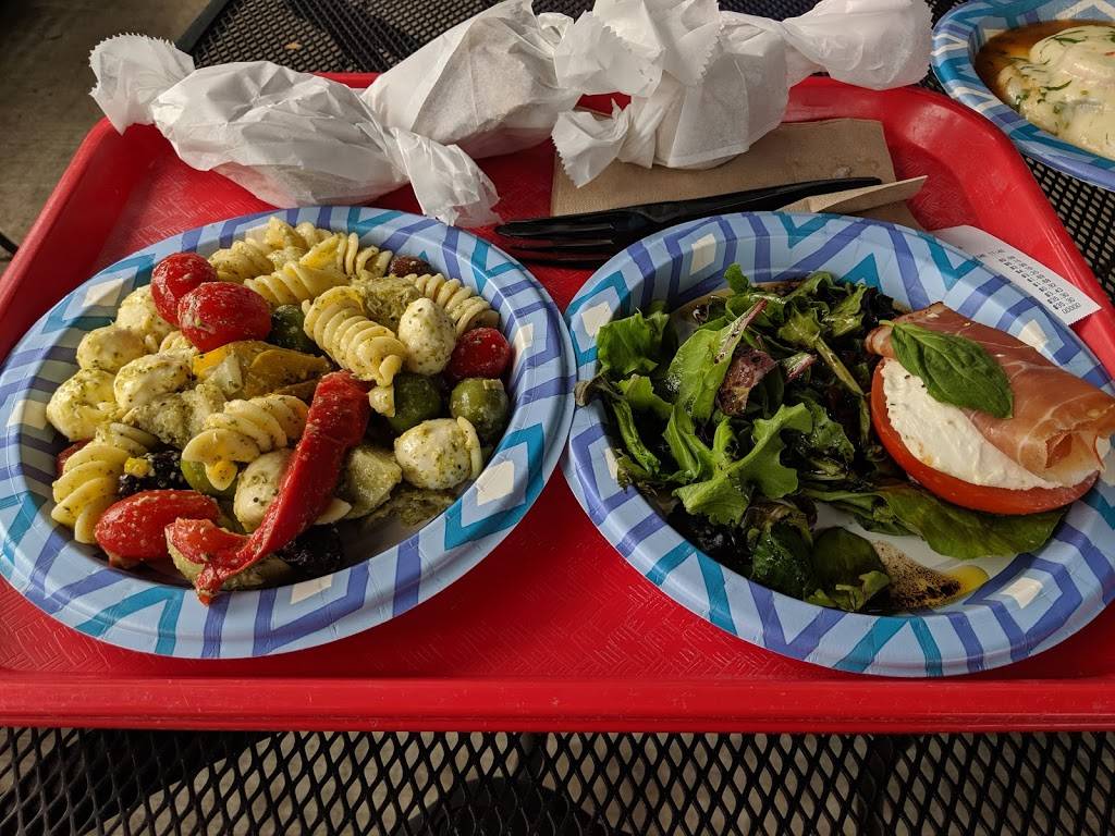 Freddys Pizza | restaurant | 1600 S 61st Ave, Cicero, IL 60804, USA | 7088639289 OR +1 708-863-9289