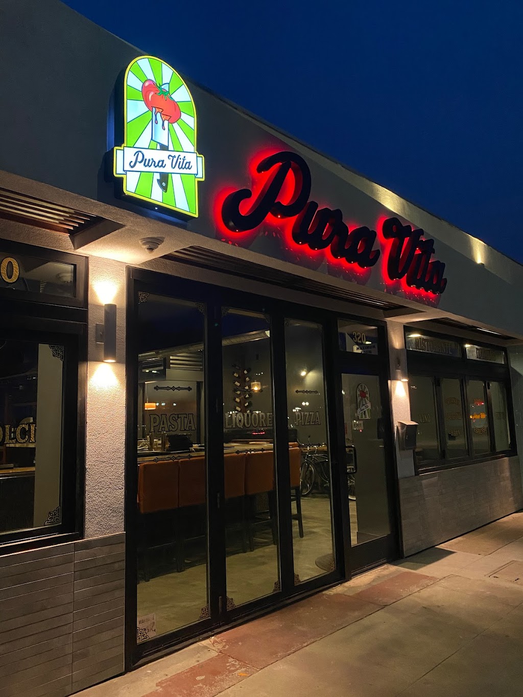 Pura Vita | restaurant | 320 S Catalina Ave, Redondo Beach, CA 90277, USA | 4243042247 OR +1 424-304-2247