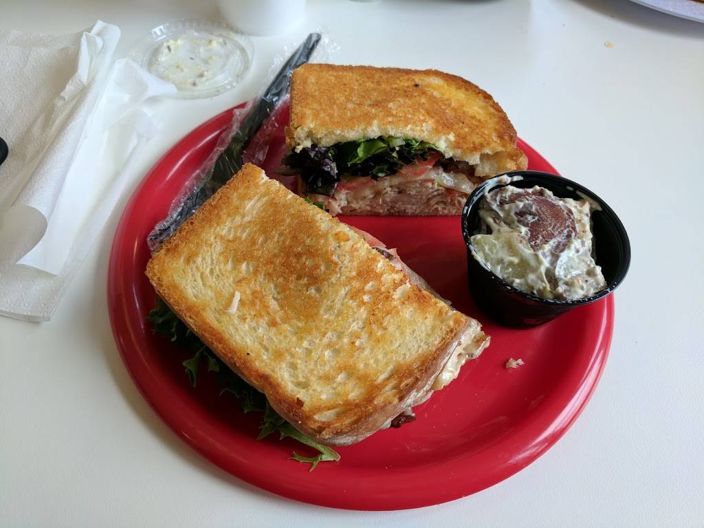 Landmark Cafe and Market | restaurant | 200 S Jefferson St, Dublin, GA 31021, USA | 4782770160 OR +1 478-277-0160