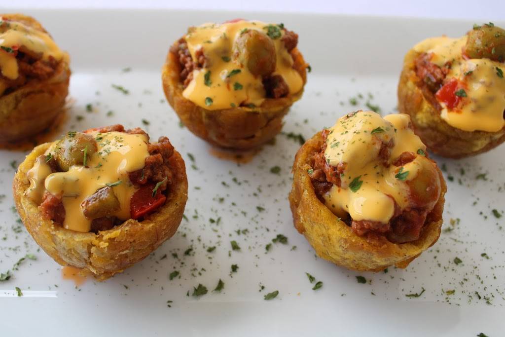 Van Van Cuban Cafe | restaurant | 2500 Tamiami Trail N #111, Naples, FL 34103, USA | 2392286814 OR +1 239-228-6814