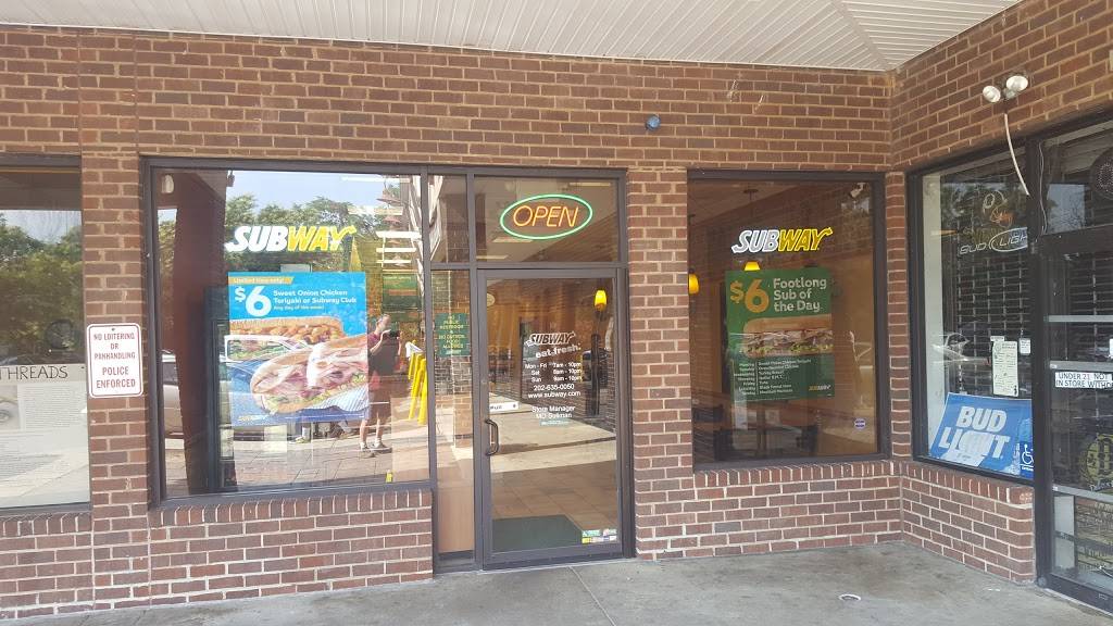 Subway Restaurants | restaurant | 333 Hawaii Ave NE #3, Washington, DC 20011, USA | 2026350050 OR +1 202-635-0050