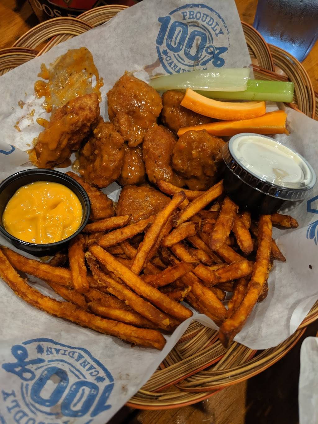 Wild Wing | restaurant | 75 Alder St, Orangeville, ON L9W 5A9, Canada | 5199417171 OR +1 519-941-7171